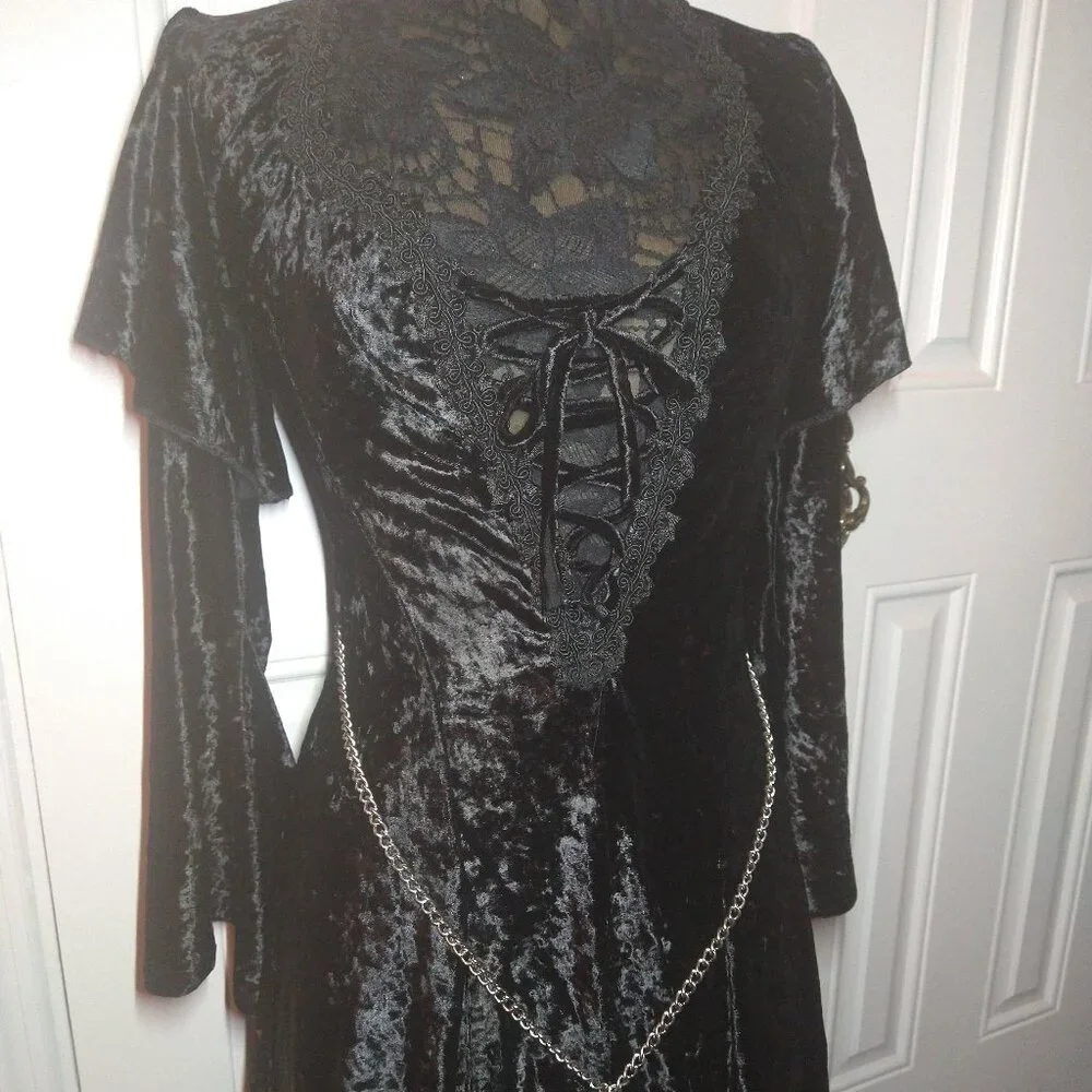 Vintage Crushed Velvet Goth Gown Bell Sleeves Dramatic Cross Chain Small EUC - Picture 7 of 15